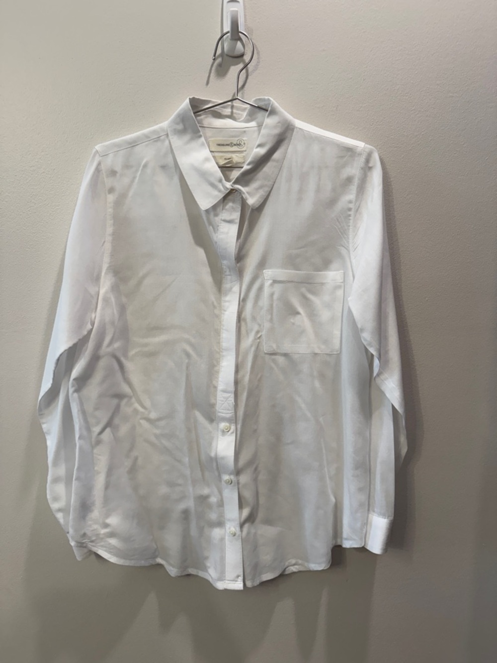 Treasure and Bond White Button-Down Shirt Size M